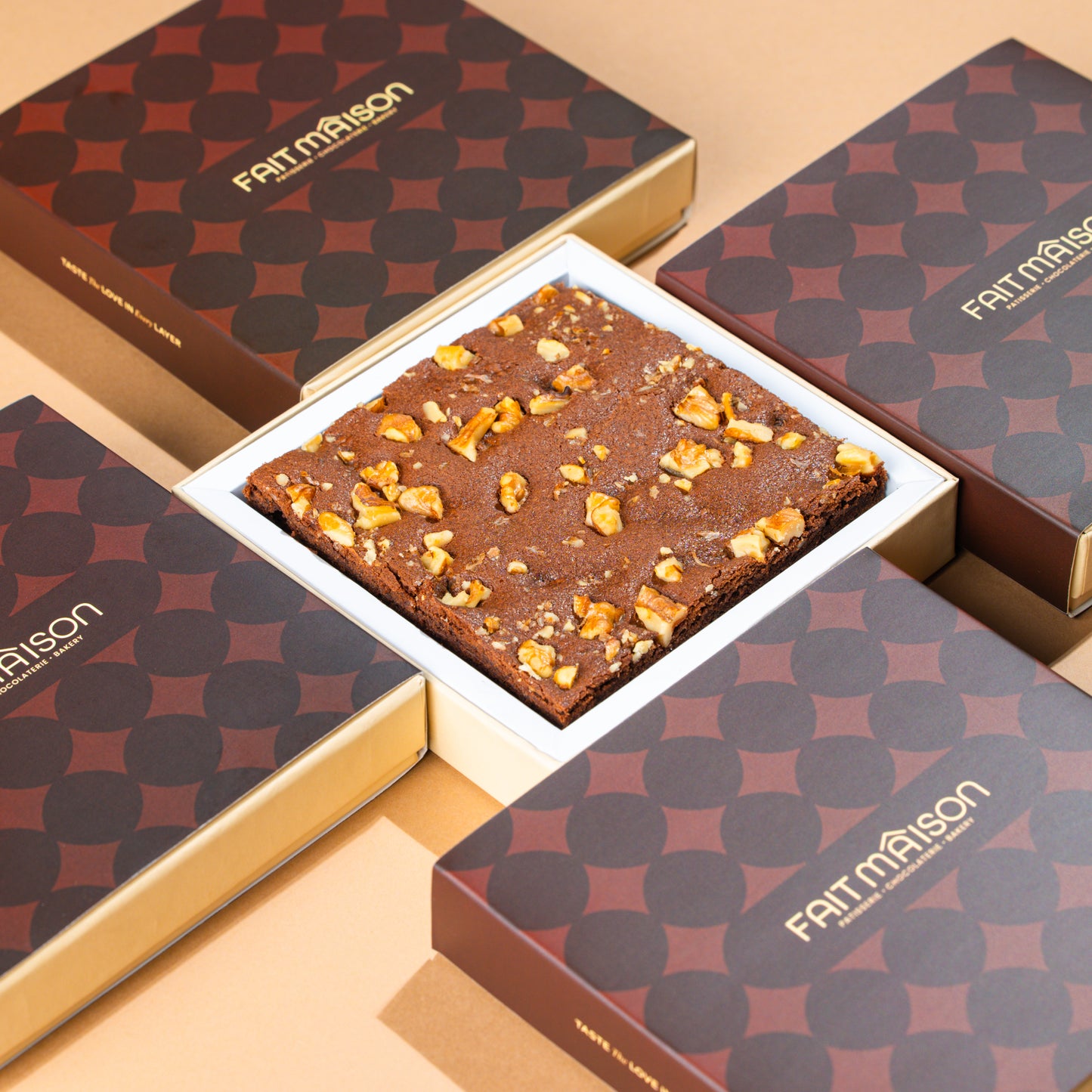 CHOCOLATE WALNUT BROWNIE BOX