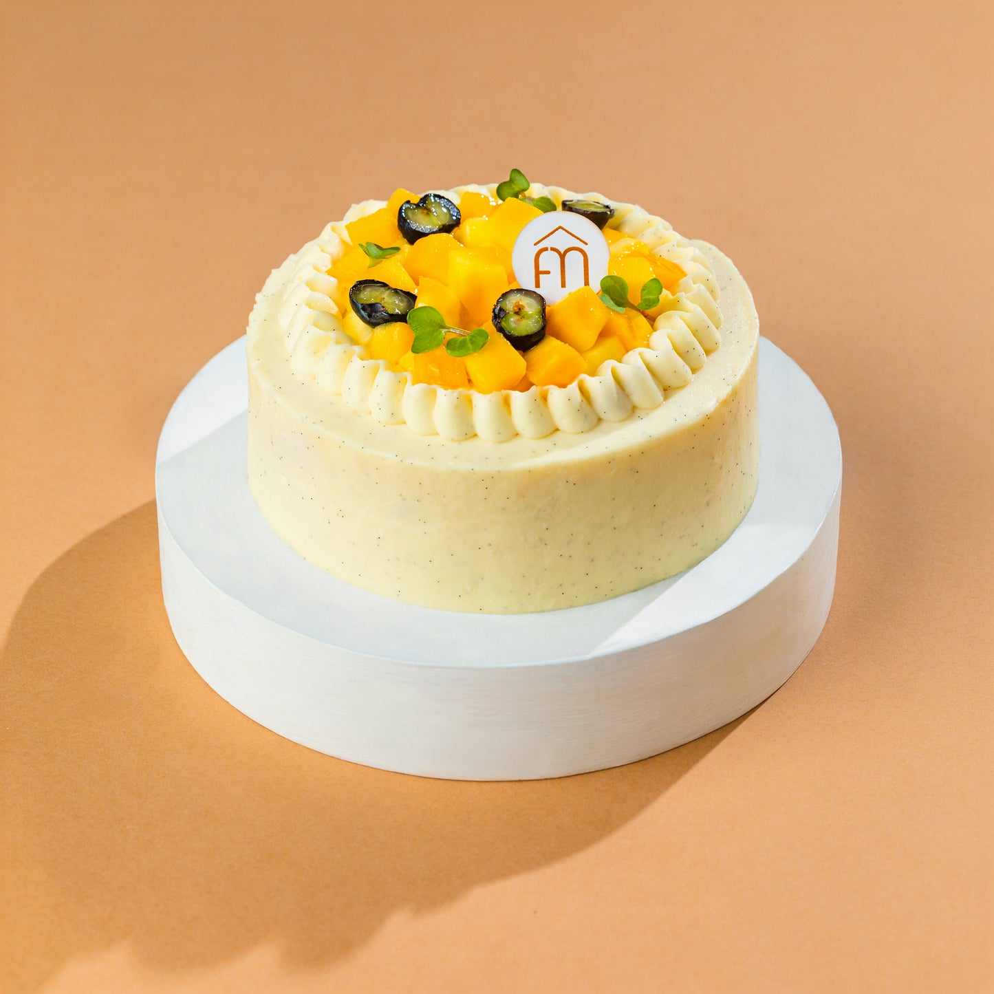 VANILLA MANGO CAKE